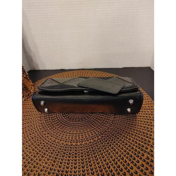 Isaac Mizrahi Crossbody w. Card Holder - Picture 4 of 6